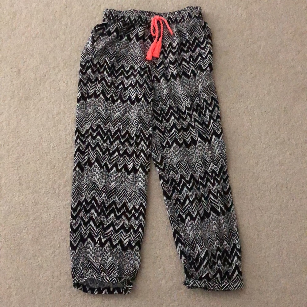 Japna Kids Size 12 Flowing Pants with Aztec/Tribal Print